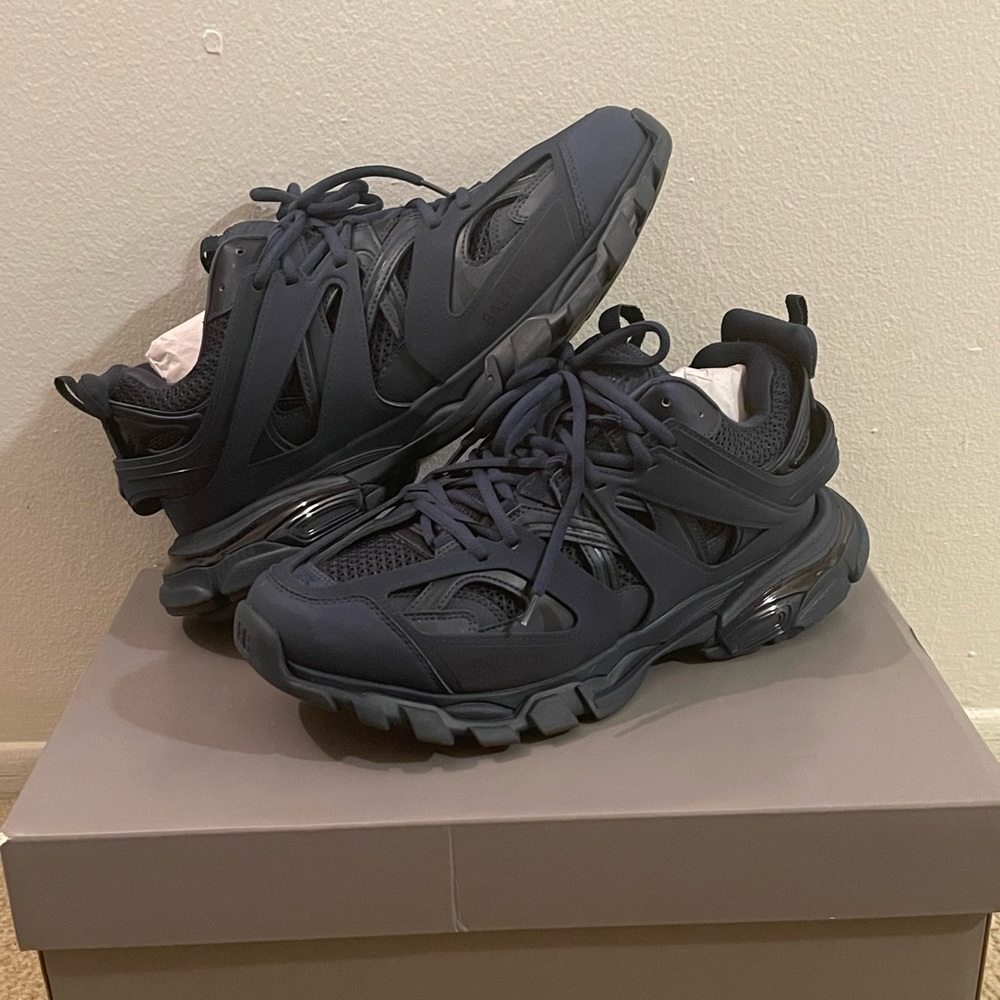 Authentic mens balenciaga track sneakers